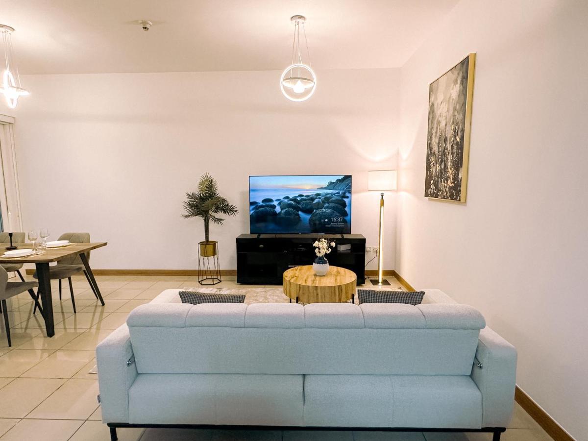 Brand New In Marina 47th Floor شقة