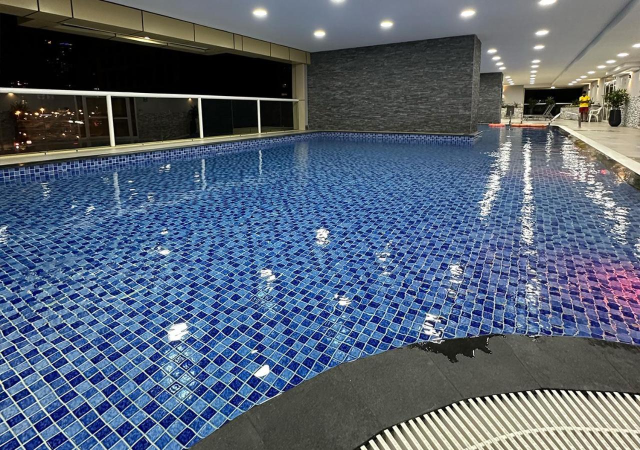 Brand New In Marina 47th Floor شقة دبي
